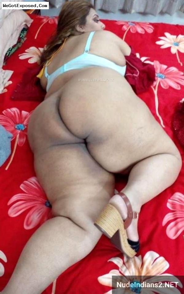 Agra Muslim fat bitch wife Rukhsar sent nude selfies to BF 8
