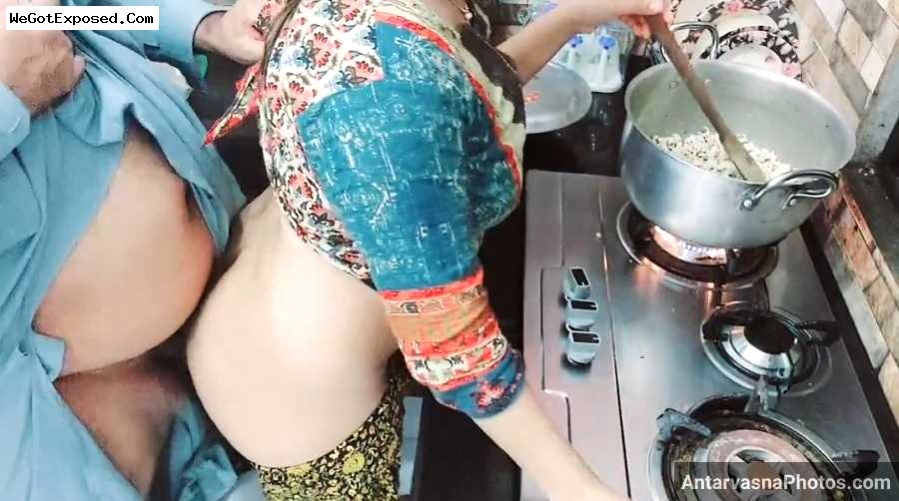 Big ass lahore pakistani bhabhi ke xxx kitchen sex photos 2