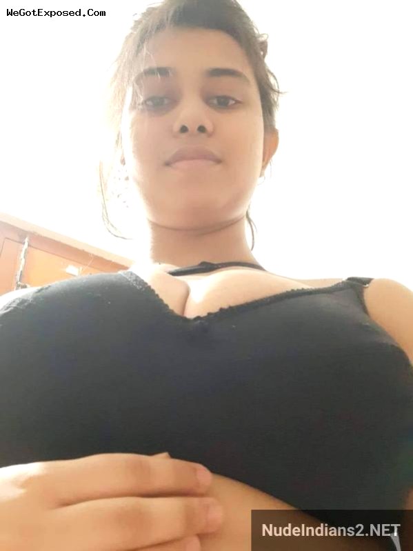 Big boobs Bengali girl Ritu sent bathroom selfies to crush 2