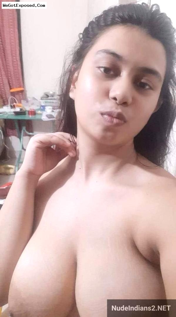 Big boobs Bengali girl Ritu sent bathroom selfies to crush 9