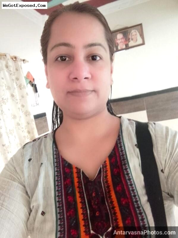 Fat ass Pakistani bhabhi nudes – lover ko bheje hue 3