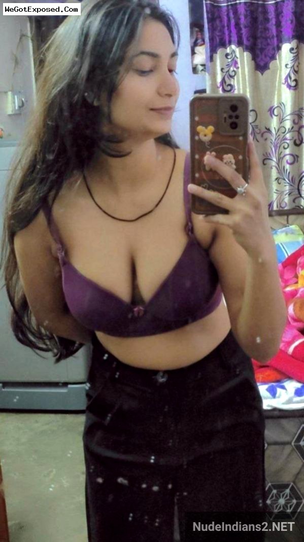 Gujju GF Mayuri Shah’s boobs show & blowjob pics with lover 14