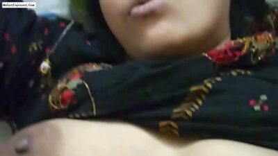 Pakistani Devar fucked Bhabhi and sucking big boobs