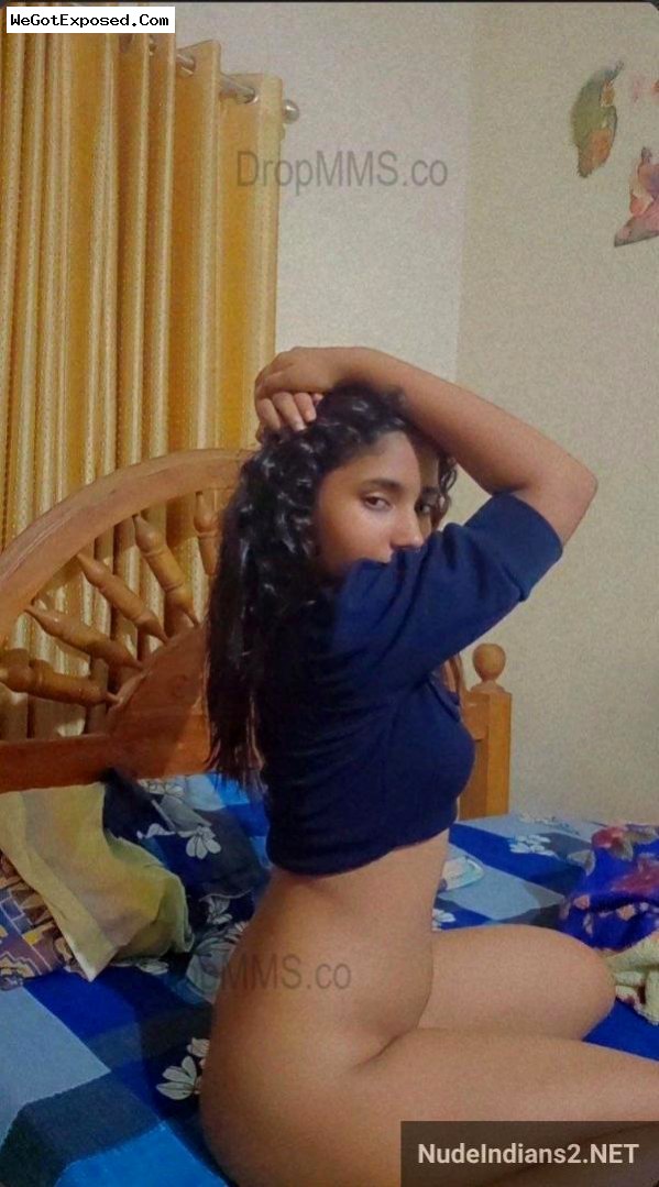 Horny Kerala Supriya’s sexy body teasing selfies sent to BF 12