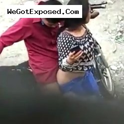 Desi Outdoor romance Leaked Clip Viral