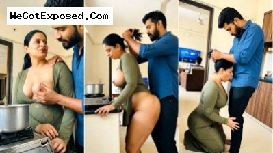 Pervert fucks his friend’s mom in Indian Leaked