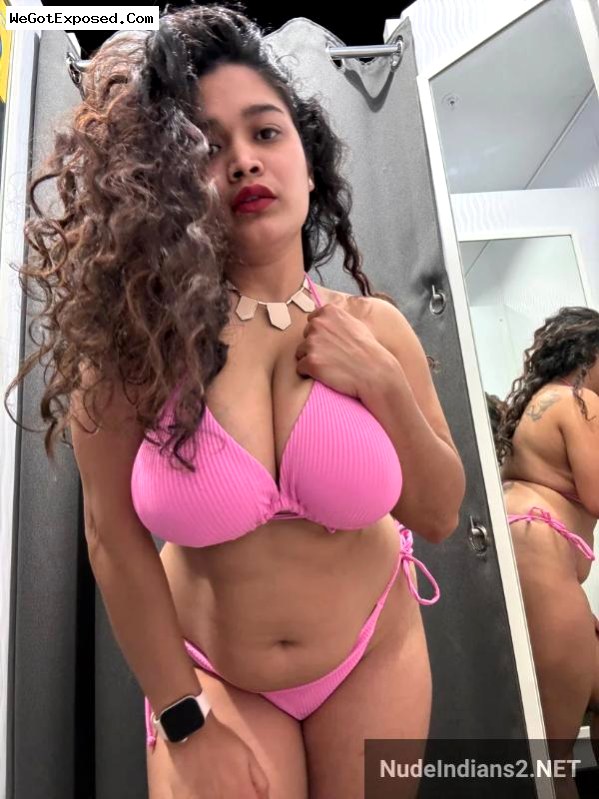Pune GF nurse Sayali Patil’s huge boobs & lingerie selfies 3