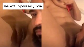 Sexy Desi girl ki chut chatne ki video