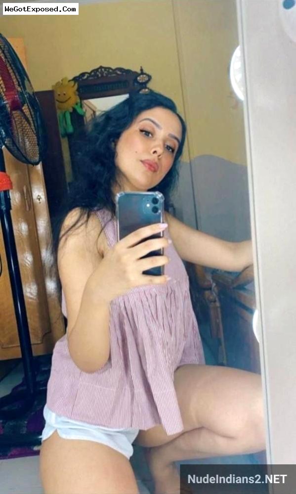 Viral! Muslim NRI GF Nadira’s nude modelling on Instagram 1