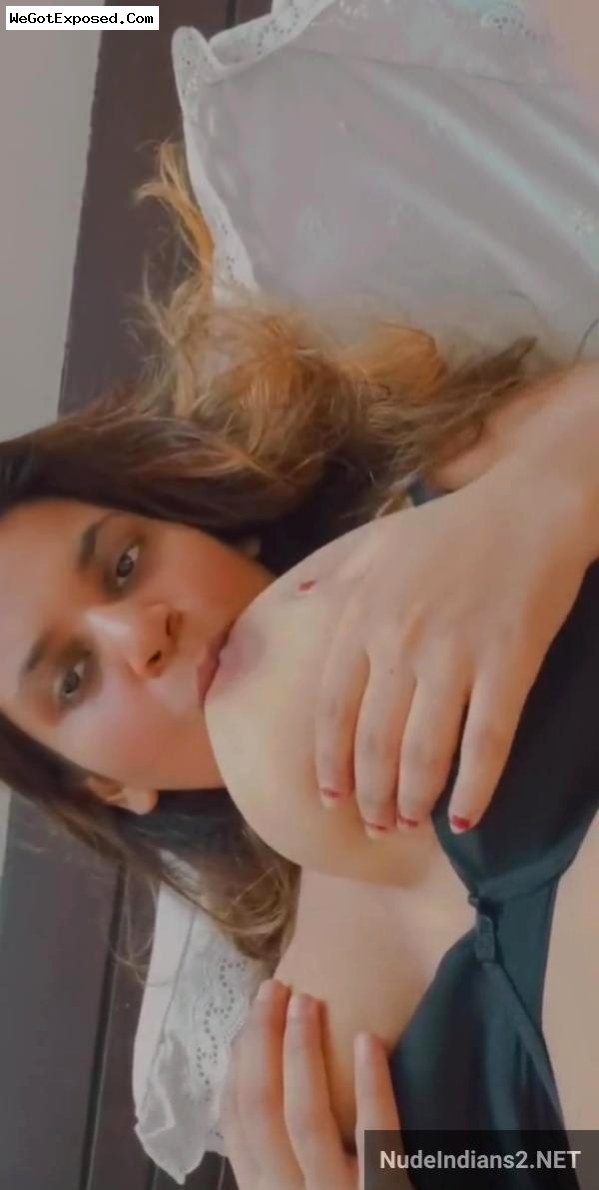 Viral! South Delhi GF Nisha’s big tits show & sex with lover 15