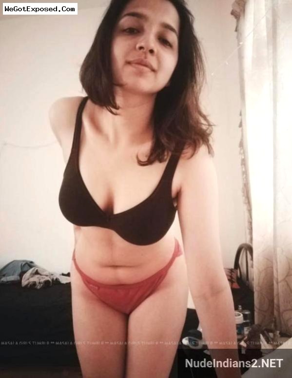 Young Gujarati wife Heena’s big tits selfies in bra panties 14
