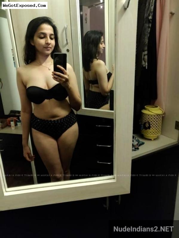 Young Gujarati wife Heena’s big tits selfies in bra panties 15