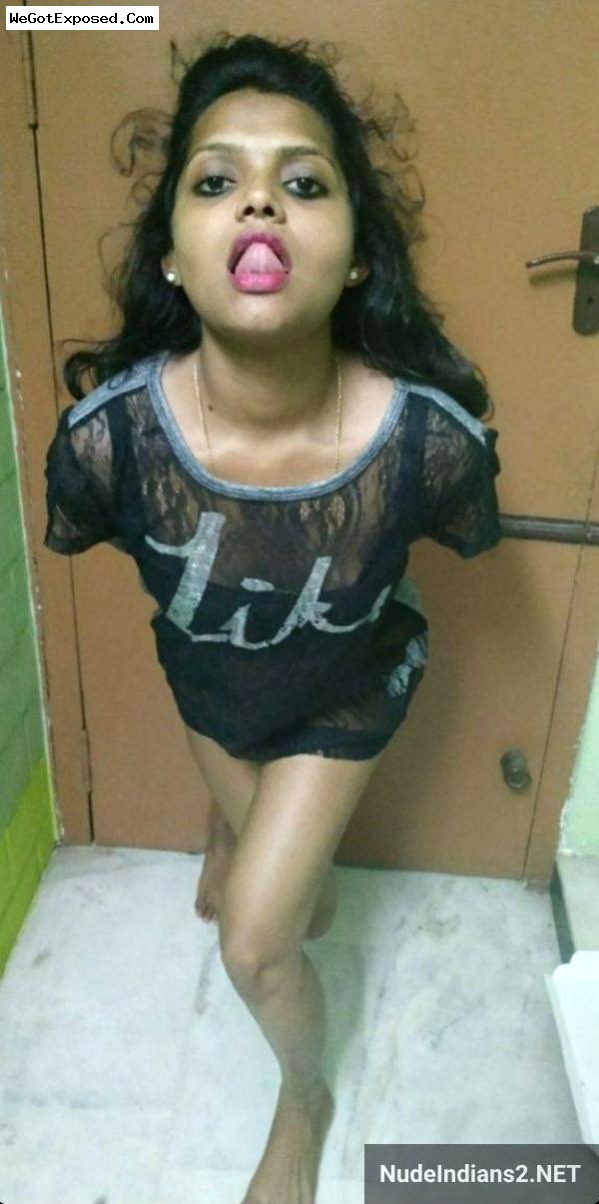 Young Kerala wife Nidhi shared slutty selfies with ex-BF 13